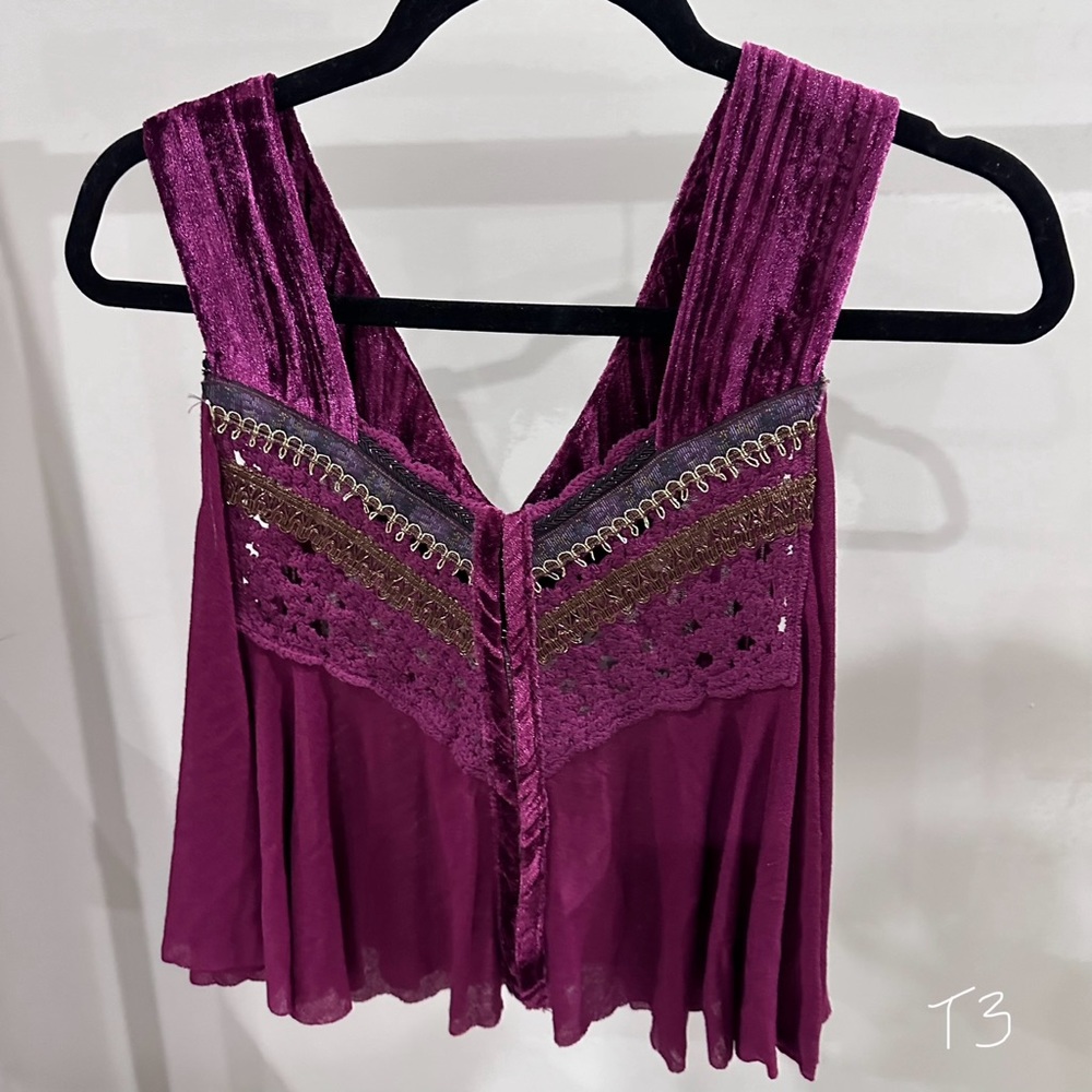 FREE PEOPLE CROP TOP